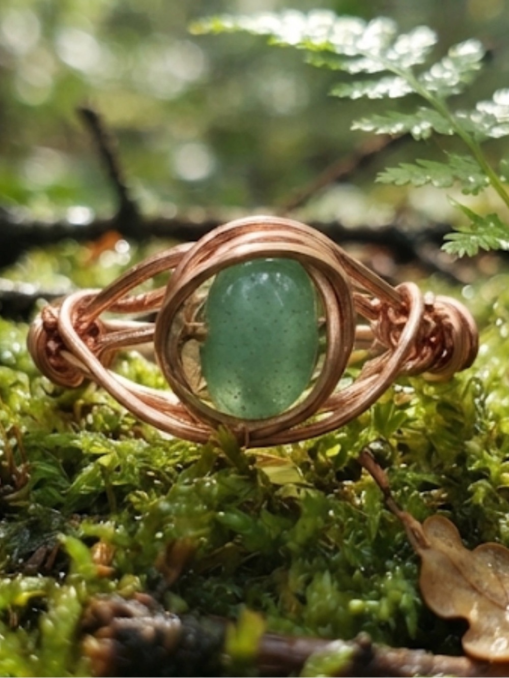 Emerald stone Copper Wire Ring size 6